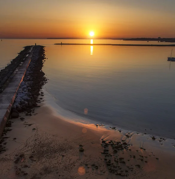 Příliv dělení pier — Stock fotografie