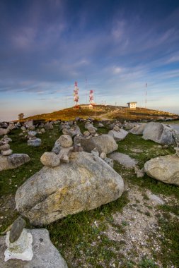 algarve bölgesinde en yüksek dağ