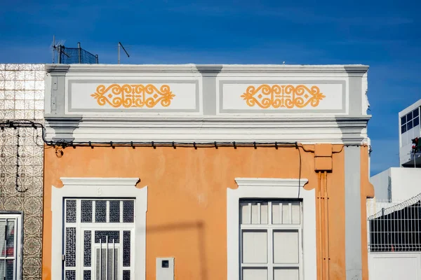 Arquitectura Típica Edificios Rústicos Del Algarve Con Intrincados Diseños Platbands — Foto de Stock