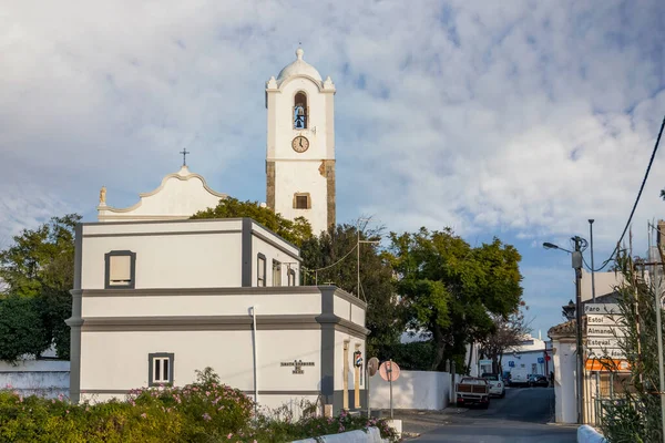 サンタ バーバラ ネックス村のキリスト教会は ポルトガルのアルガルヴェ地方に位置しています — ストック写真