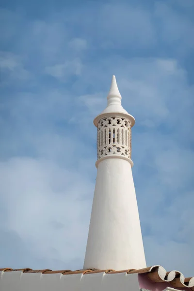 Úzký Pohled Typickou Tradiční Architekturu Komínů Algarve — Stock fotografie