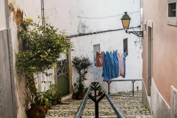 Típica Calle Estrecha Del Pueblo Estoi Con Escaleras Situada Algarve — Foto de Stock