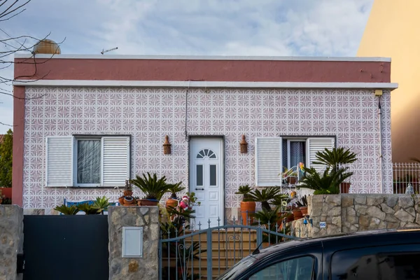 Typisk Arkitektur Algarve Rustika Byggnader Med Intrikata Mönster Platåer — Stockfoto