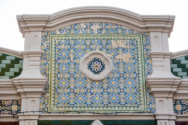 Arquitetura Típica Edifícios Rústicos Algarvios Com Desenhos Intrincados Platbands — Fotografia de Stock