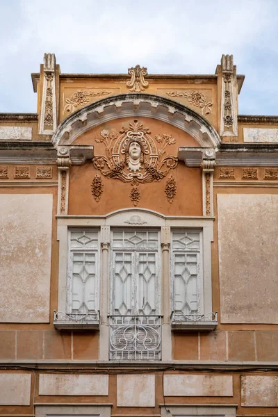 Arquitectura Típica Edificios Rústicos Del Algarve Con Intrincados Diseños Platbands —  Fotos de Stock