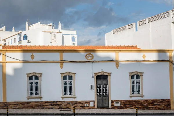 Τυπική Αρχιτεκτονική Των Ρουστίκ Κτιρίων Algarve Περίπλοκα Σχέδια Πλατφορμών — Φωτογραφία Αρχείου