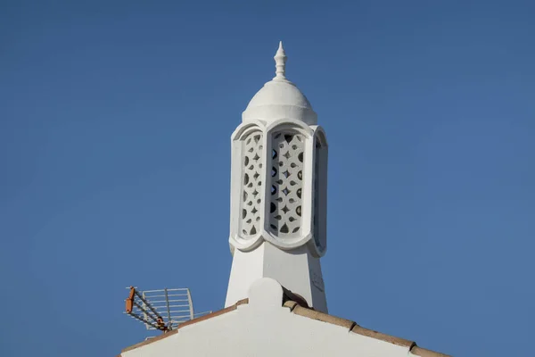 Vista Cercana Arquitectura Tradicional Típica Las Chimeneas Del Algarve — Foto de Stock