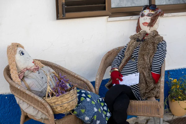 サンタリタ ポルトガル 2022年5月1日 マイオス マイアスと呼ばれる手作りの人形の古代の伝統 春の到来を祝う アルガルヴェ地方に位置 ポルトガルの南 — ストック写真