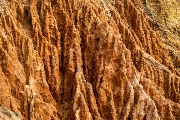 Природный Песок Образованный Эрозией Элементов Расположенных Береговой Линии Скал Региона — стоковое фото