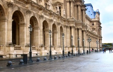 Paris lourve museum clipart