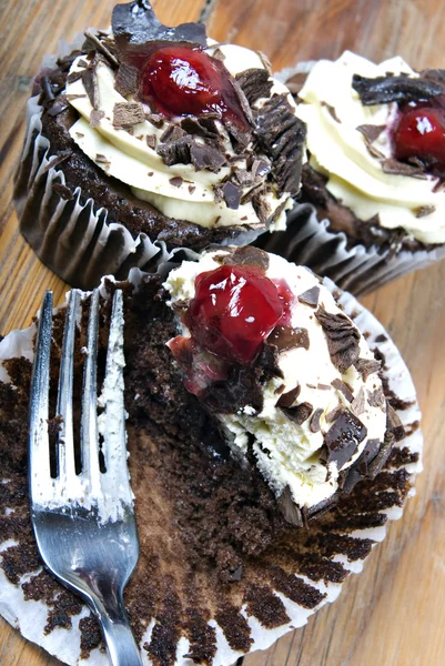 Lovely fresh chocolate cupcakes — Stock Photo, Image