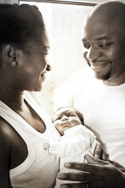 Young black nigerian family — Stock Photo, Image