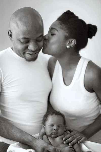 Mladá černá nigerijská rodina Stock Snímky
