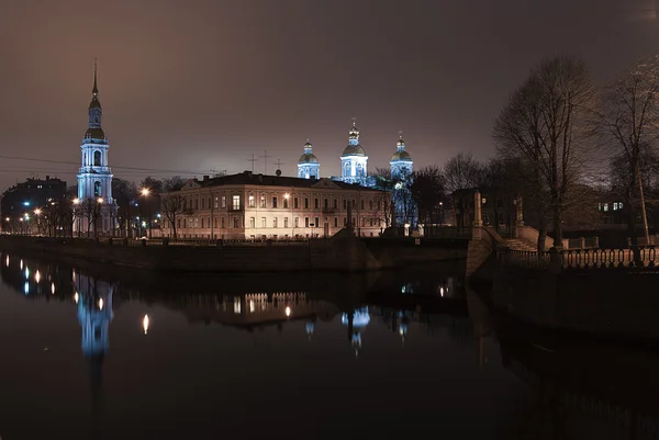 Night view on St. Nicholas Cathedral in St Petersburg — Stock Photo, Image