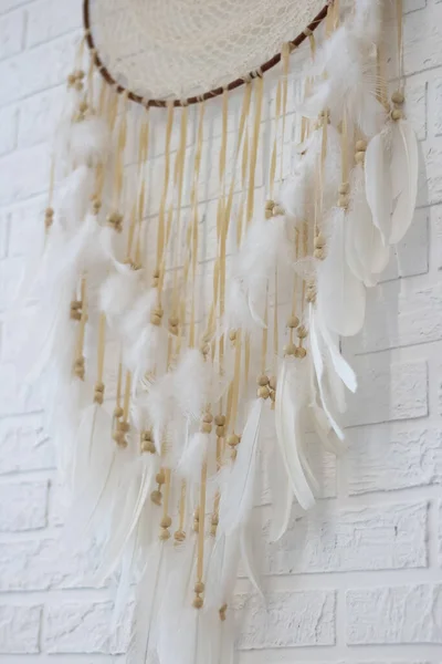 White Dreamcatcher Hanging White Wall — Stock Photo, Image