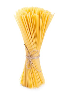 İtalyan spagetti üzerinde beyaz izole