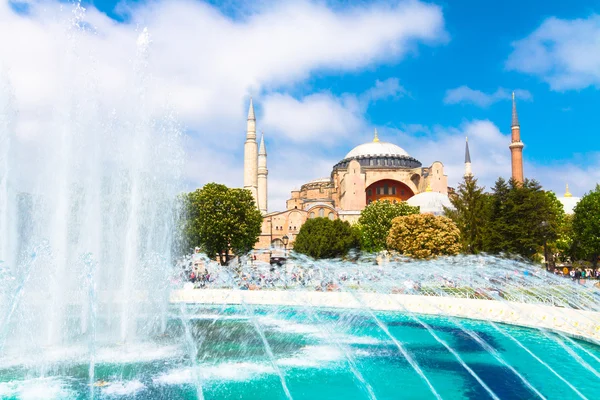 Hagia Sophia, mosque and museum in Istanbul, Turkey. — Stock Photo, Image
