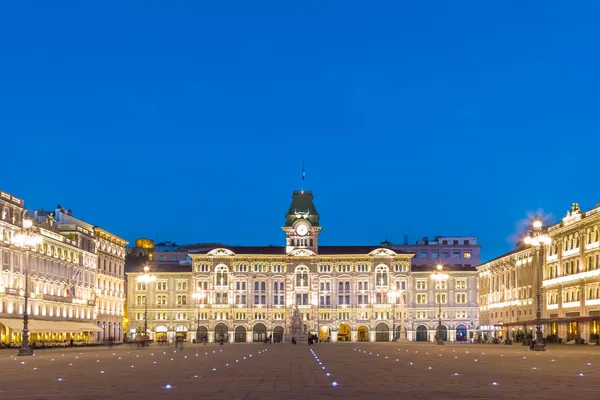 Rathaus, Palazzo del municipio, Triest, Italien. — Stockfoto