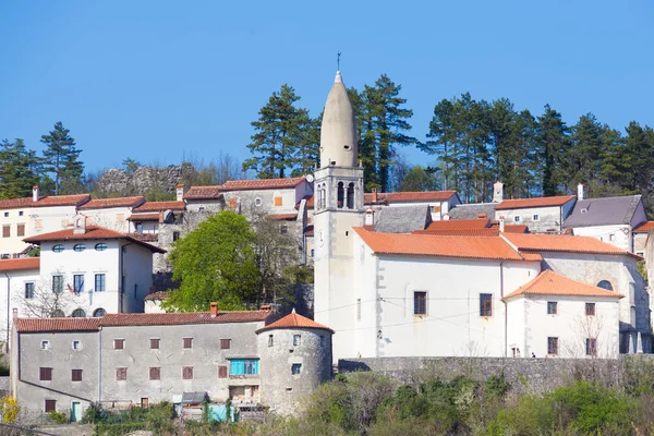 Byn stanjel, Slovenien, Europa. — Stockfoto