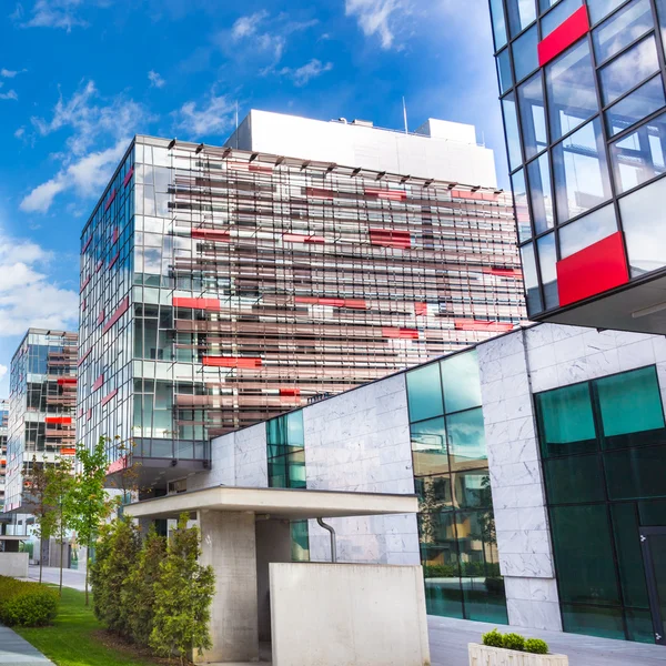 Modern office buildings. — Stock Photo, Image