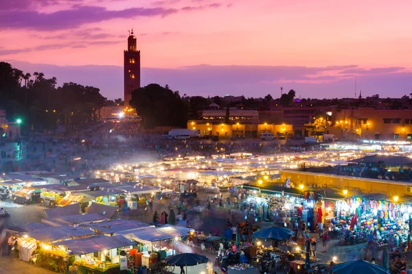 Jamaa el Fna, Marrakech, Marocko. — Stockfoto