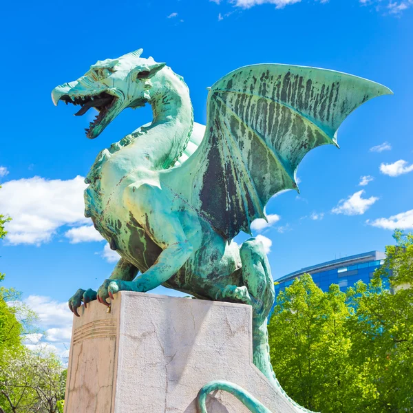 Ponte del Drago, Lubiana, Slovenia, Europa . — Foto Stock