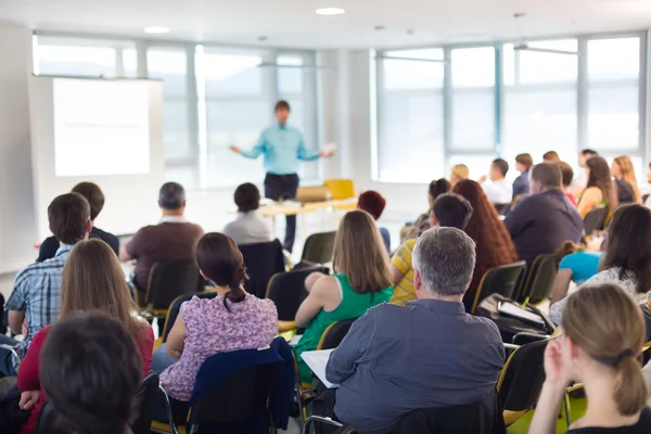 Relatore al convegno e alla presentazione di Business . Foto Stock Royalty Free