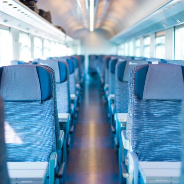 Mavi tren iç