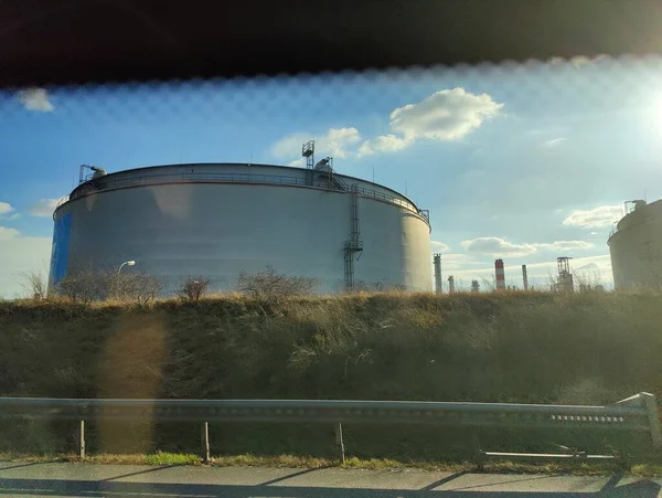 Oil Storage Tank Terminal Tanker Petrol Industrial Zone Shot Moving — Stock Photo, Image