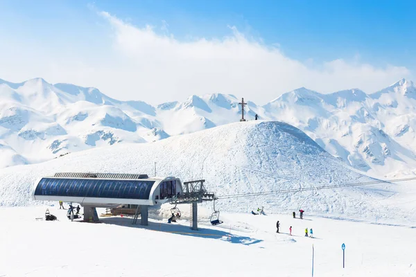 Skiers Ski Lift Ski Slopes Alp Mountains Triglav Natural Park — Stockfoto