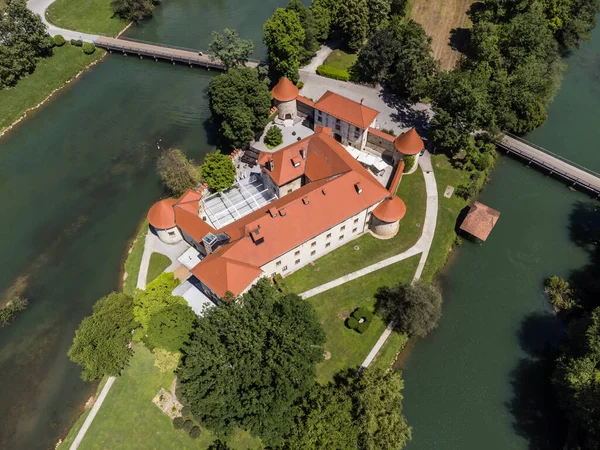 Romantic Otocec Castle Krka River Slovenia Drone View Obrazy Stockowe bez tantiem