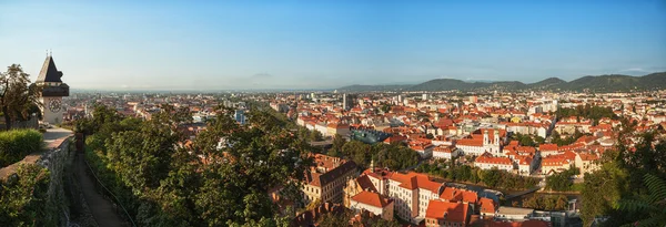 Panorama över graz — Stockfoto