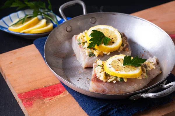 Healthy Food Concept Preparation Homemade Lemon Garlic Butter Baked Cod — Stock Photo, Image