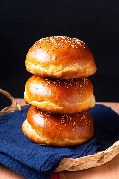 Food Concept Homemade Organic Burger Buns Wooden Board Copy Space — Stock Photo, Image