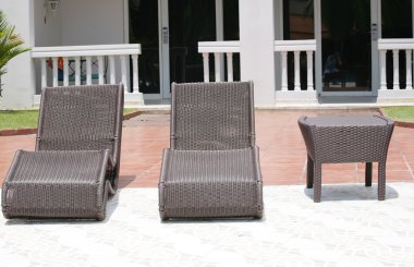 Bahçe şezlong