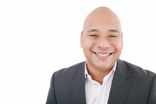 Gutaussehender Geschäftsmann lächelt - isoliert auf weißem Hintergrund — Stockfoto