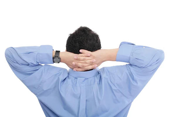 Retrato de cerca de un joven hombre de negocios desde atrás. Ingenio sentado. — Foto de Stock