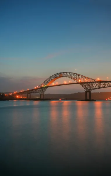 The TransAmerica Bridge in Panama City at sunset — Stock Photo, Image