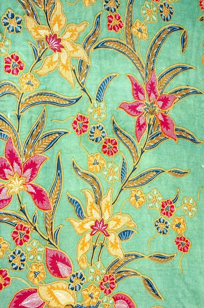 batik kumaş detaylı desenleri