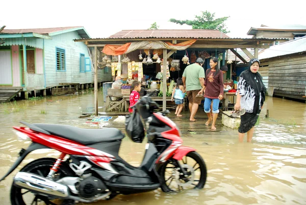 Malinau, Oost-borneo - Indonesië - 7 januari 2012 — Stockfoto