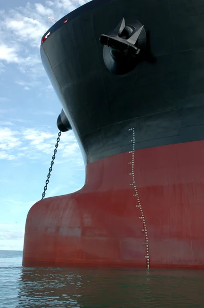 The bow of a big tanker ship — Stock Photo, Image