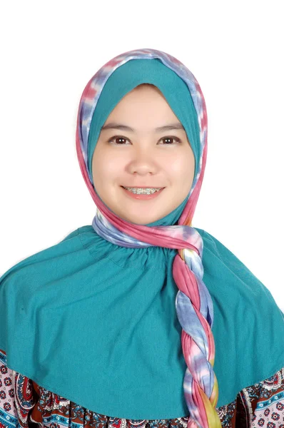 Portret van een mooie moslimvrouw — Stockfoto