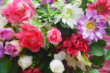 Yapay çiçek buketi