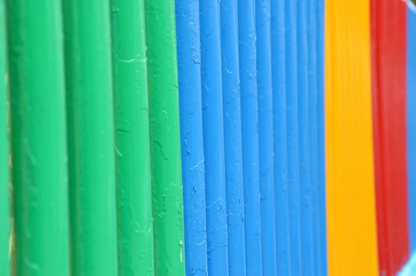 Renkli çitpin de ropa única — Stok fotoğraf