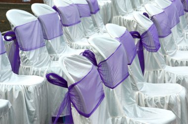 Dekoratif kumaş sarma koltuklar