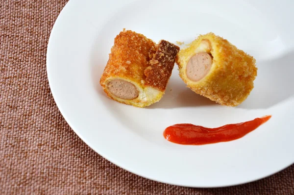Fried bread contains sausage — Stock Photo, Image