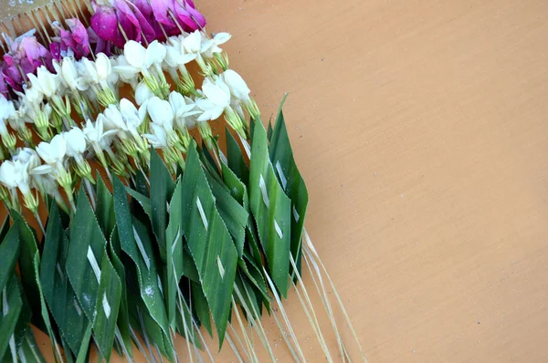 Keten van bloemen — Stockfoto