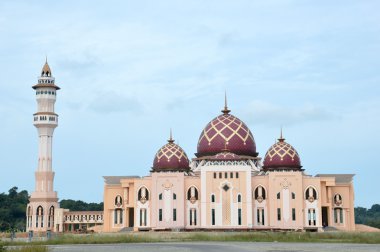 Cami baitul izzah tarakan, Endonezya