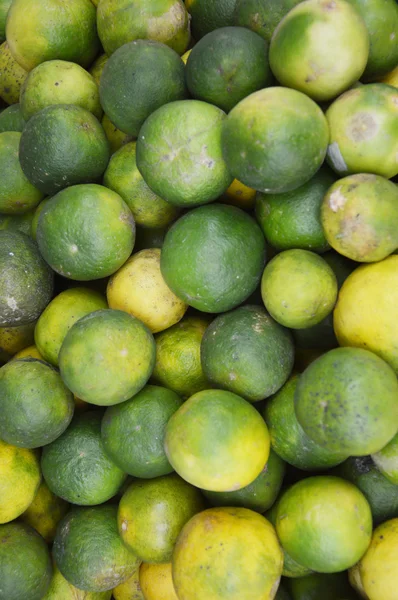 Groene citroen — Stockfoto
