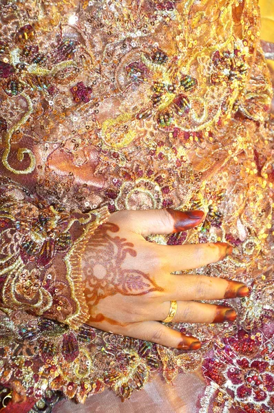 Henna op handen — Stockfoto